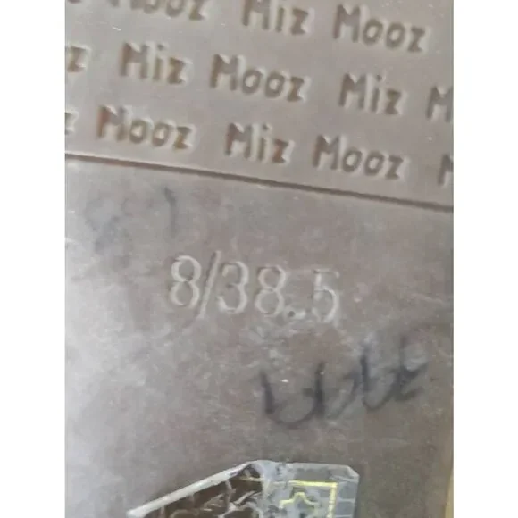 Miz Mooz Women’s Size 8 Harmony Leather Oxford Dress Shoes Beige - Picture 8 of 8